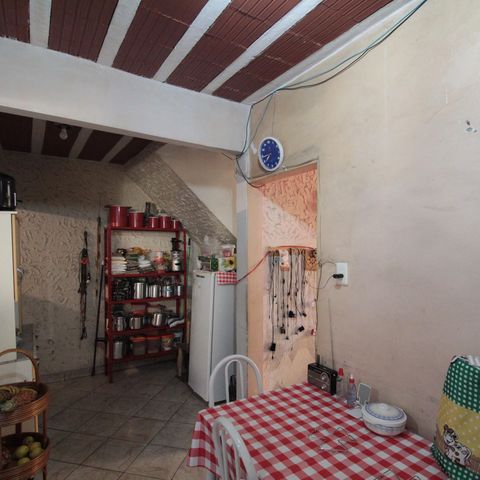 Casa à venda com 105m², 3 quartos e 1 vagaCopa