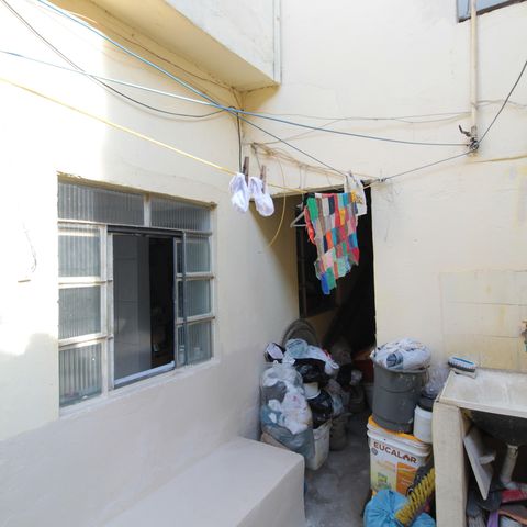 Casa à venda com 105m², 3 quartos e 1 vagaEdícula