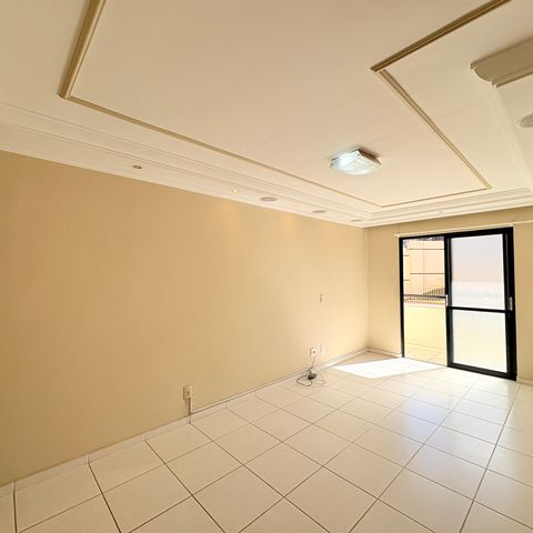 Apartamento à venda com 93m², 3 quartos e 2 vagasSala