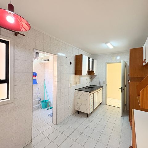 Apartamento à venda com 93m², 3 quartos e 2 vagasCozinha