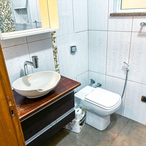 Casa à venda com 98m², 2 quartos e 1 vaga