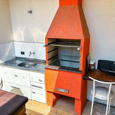 Casa à venda com 98m², 2 quartos e 1 vaga