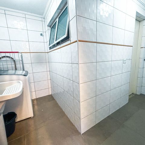 Casa à venda com 98m², 2 quartos e 1 vaga