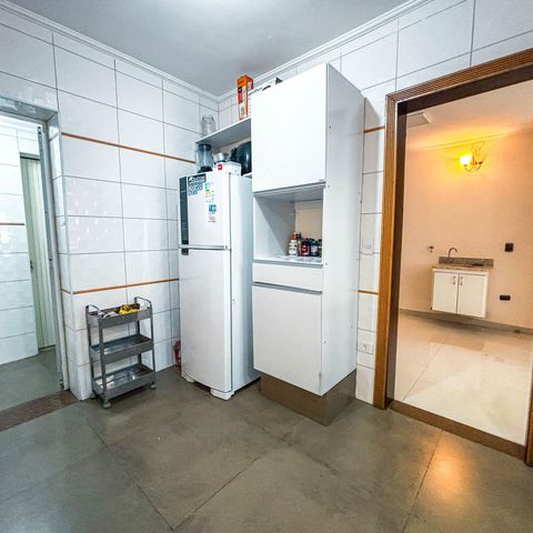 Casa à venda com 98m², 2 quartos e 1 vaga