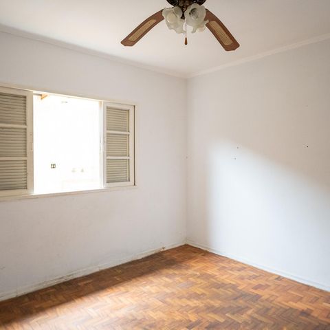 Casa à venda com 210m², 1 quarto e 2 vagasQuarto 1