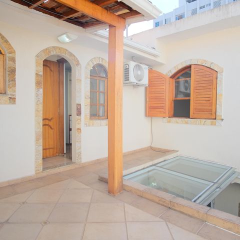 Casa à venda com 150m², 3 quartos e 2 vagasVaranda