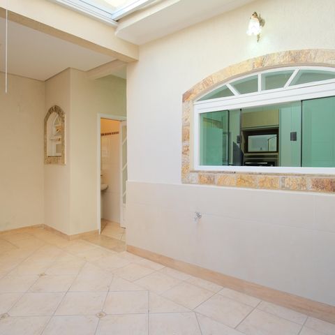 Casa à venda com 150m², 3 quartos e 2 vagasEspaço Gourmet