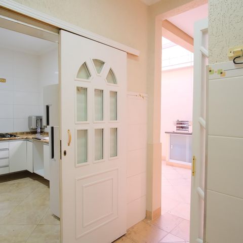 Casa à venda com 150m², 3 quartos e 2 vagasÁrea de Serviço