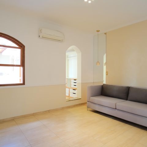 Casa à venda com 150m², 3 quartos e 2 vagasSuíte