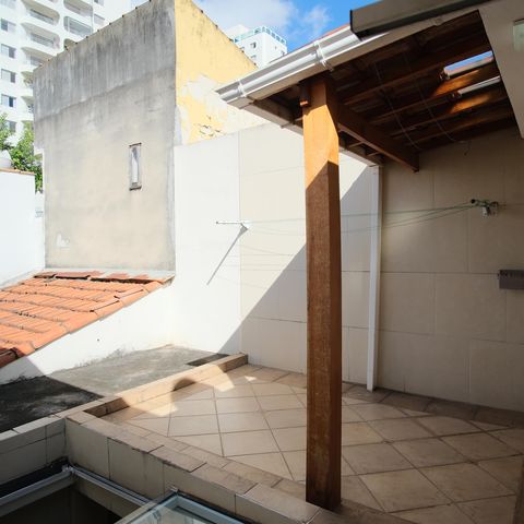Casa à venda com 150m², 3 quartos e 2 vagasVaranda