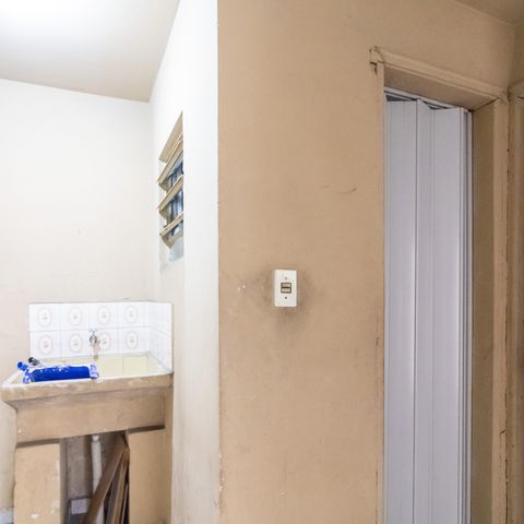 Casa à venda com 250m², 2 quartos e 2 vagas Casa à venda com 250m², 2 quartos e 2 vagasArea de Serviço