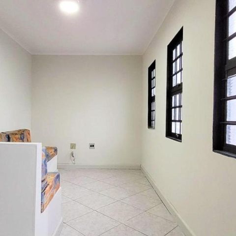 Casa à venda com 98m², 3 quartos e 3 vagas Casa à venda com 98m², 3 quartos e 3 vagasFoto 11