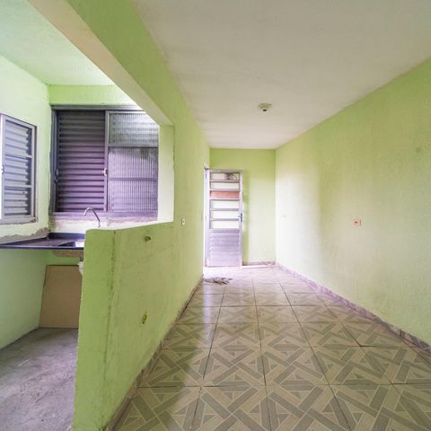 Casa à venda com 175m², 1 quarto e 1 vaga Casa à venda com 175m², 1 quarto e 1 vagaSala/Quarto