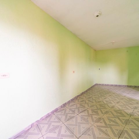 Casa à venda com 175m², 1 quarto e 1 vaga Casa à venda com 175m², 1 quarto e 1 vagaSala/Quarto