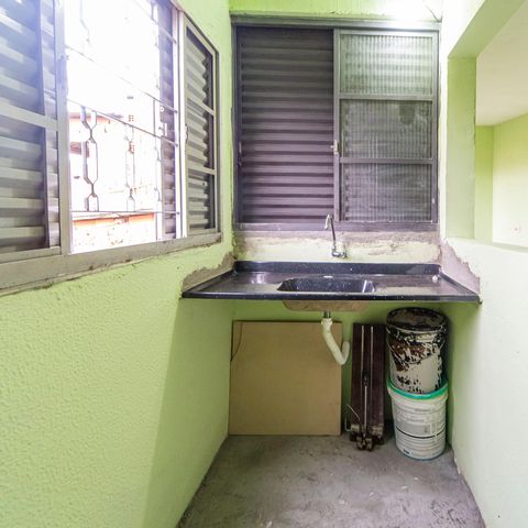 Casa à venda com 175m², 1 quarto e 1 vaga Casa à venda com 175m², 1 quarto e 1 vagaCozinha