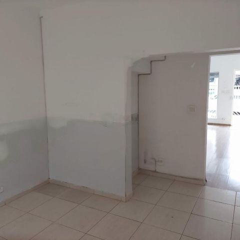 Casa à venda com 100m², 1 quarto e 1 vaga
