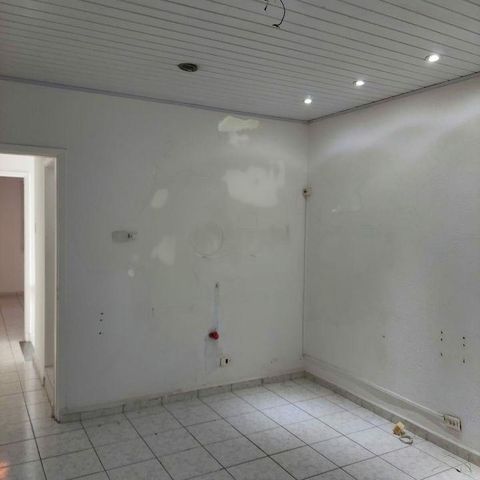 Casa à venda com 100m², 1 quarto e 1 vaga
