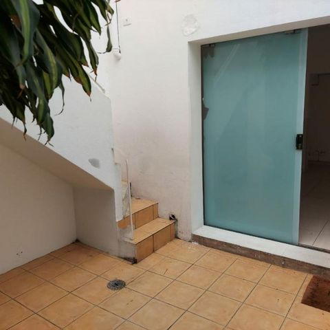 Casa à venda com 100m², 1 quarto e 1 vaga