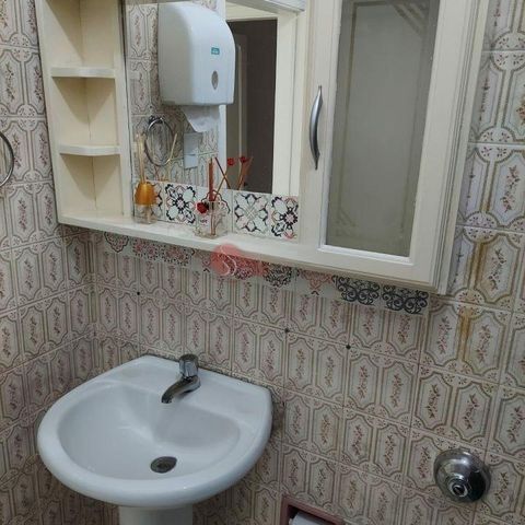 Casa à venda com 100m², 1 quarto e 1 vaga