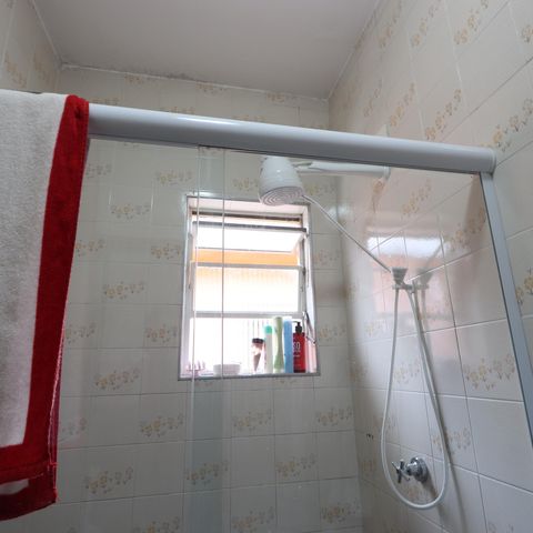Casa à venda com 120m², 3 quartos e 2 vagasBanheiro da Suíte