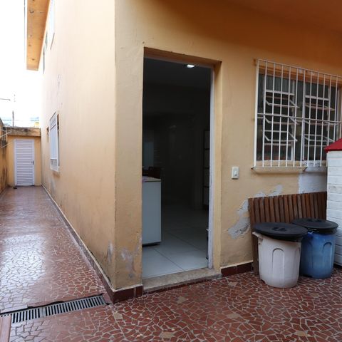 Casa à venda com 120m², 3 quartos e 2 vagasQuintal