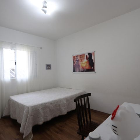 Casa à venda com 120m², 3 quartos e 2 vagasSuíte