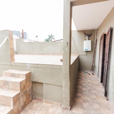 Casa à venda com 185m², 4 quartos e 1 vaga Casa à venda com 185m², 4 quartos e 1 vagaÁrea comum