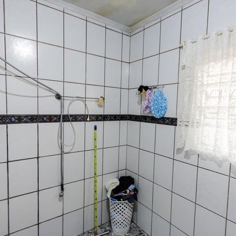 Casa à venda com 185m², 4 quartos e 1 vaga Casa à venda com 185m², 4 quartos e 1 vagaBanheiro