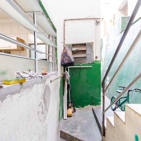 Casa à venda com 185m², 4 quartos e 1 vaga Casa à venda com 185m², 4 quartos e 1 vagaÁrea comum