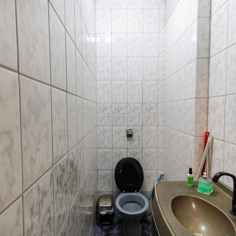 Casa à venda com 185m², 4 quartos e 1 vaga Casa à venda com 185m², 4 quartos e 1 vagaLavabo