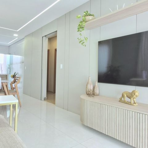 Casa à venda com 170m², 3 quartos e 4 vagas Casa à venda com 170m², 3 quartos e 4 vagasSala/Cozinha