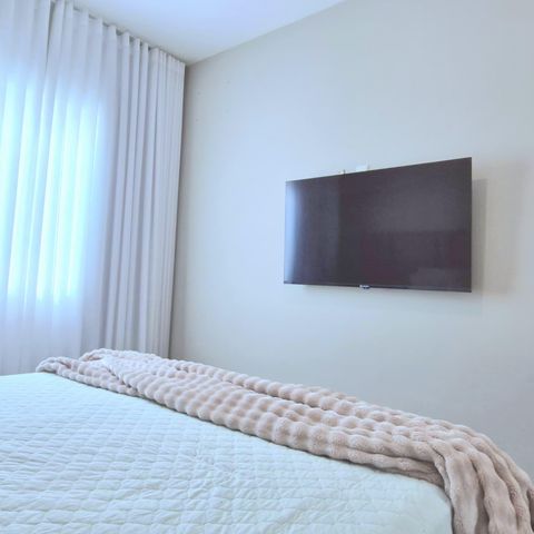 Casa à venda com 170m², 3 quartos e 4 vagas Casa à venda com 170m², 3 quartos e 4 vagasQuarto 2