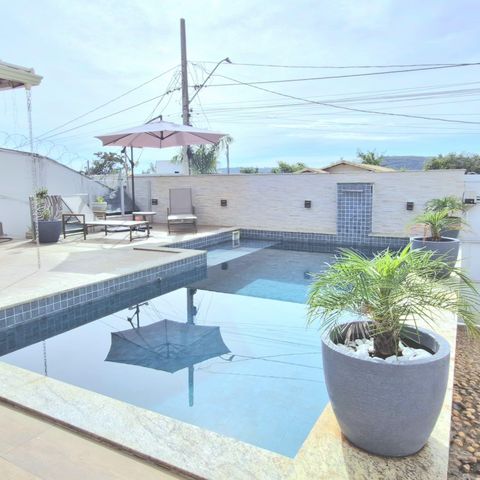 Casa à venda com 170m², 3 quartos e 4 vagas Casa à venda com 170m², 3 quartos e 4 vagasÁrea comum