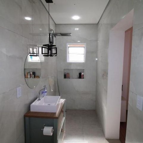 Casa à venda com 230m², 4 quartos e 3 vagas Casa à venda com 230m², 4 quartos e 3 vagasFoto 09