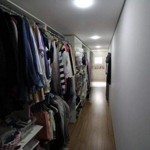 Casa à venda com 230m², 4 quartos e 3 vagas Casa à venda com 230m², 4 quartos e 3 vagasFoto 10