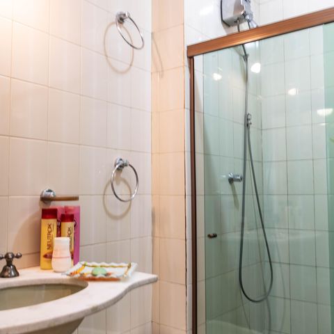 Apartamento à venda com 100m², 3 quartos e sem vaga Apartamento à venda com 100m², 3 quartos e sem vagaBanheiro