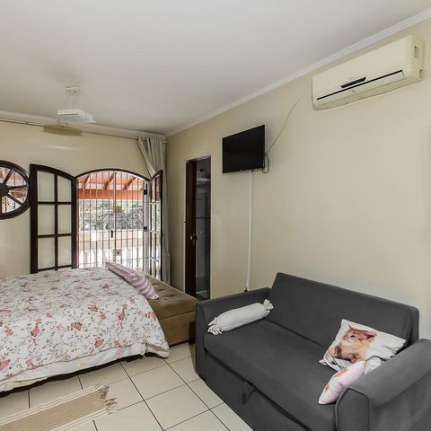 Casa à venda com 287m², 2 quartos e 2 vagas Casa à venda com 287m², 2 quartos e 2 vagasSuite 2