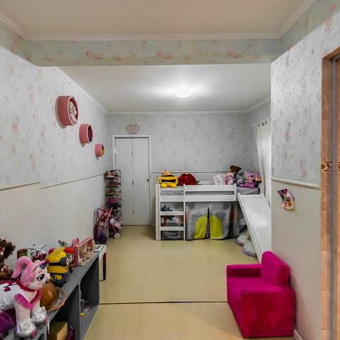 Casa à venda com 287m², 2 quartos e 2 vagas Casa à venda com 287m², 2 quartos e 2 vagasSuite 1