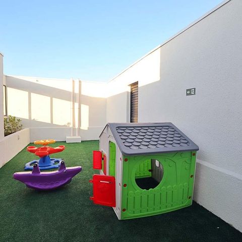 Apartamento para alugar com 40m², 2 quartos e 1 vaga Apartamento para alugar com 40m², 2 quartos e 1 vagaÁrea comum - Playground