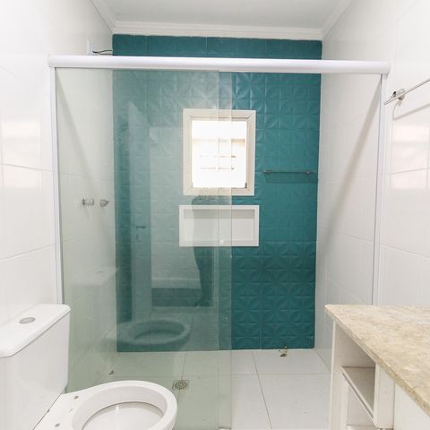 Casa à venda com 131m², 3 quartos e 2 vagasBanheiro Social