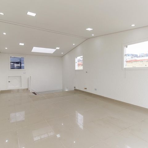 Casa à venda com 131m², 3 quartos e 2 vagasSala