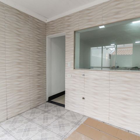 Casa à venda com 131m², 3 quartos e 2 vagasÁrea de Serviço