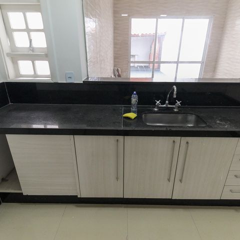 Casa à venda com 131m², 3 quartos e 2 vagasCozinha