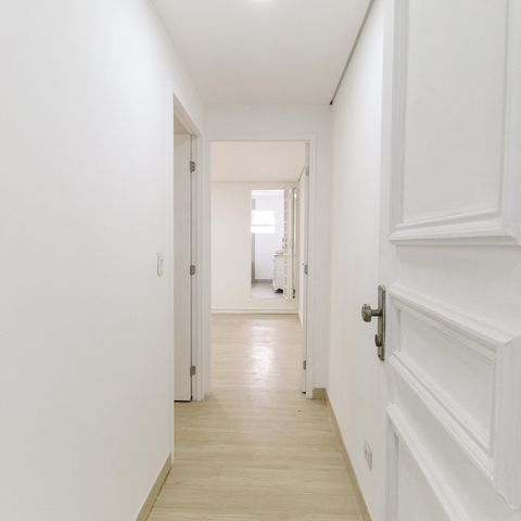Casa à venda com 131m², 3 quartos e 2 vagasCorredor