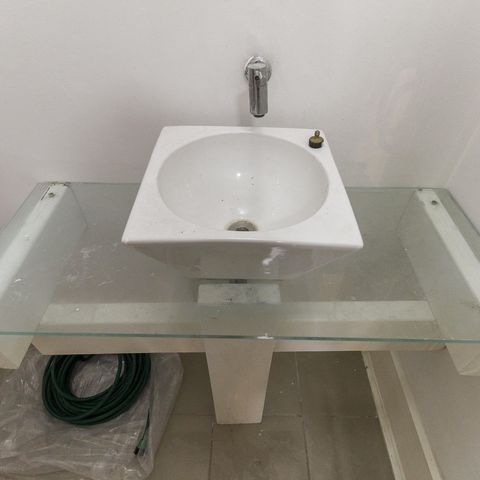 Casa à venda com 131m², 3 quartos e 2 vagasLavabo