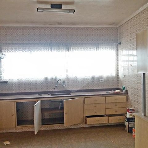 Casa à venda com 341m², 3 quartos e 5 vagas