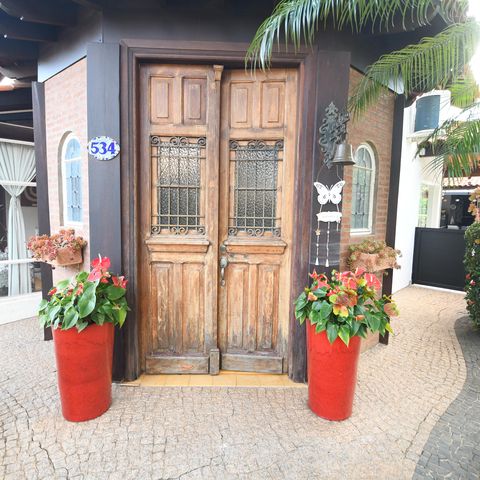 Casa de condomínio à venda com 470m², 4 quartos e 2 vagasEntrada