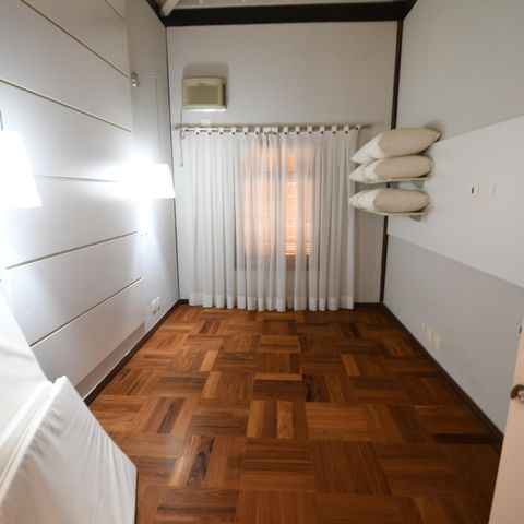 Casa de condomínio à venda com 470m², 4 quartos e 2 vagasQuarto 3 - Suíte