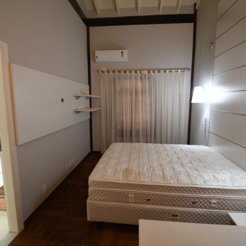 Casa de condomínio à venda com 470m², 4 quartos e 2 vagasQuarto 2 - Suíte