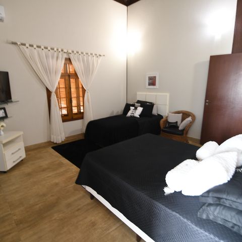 Casa de condomínio à venda com 470m², 4 quartos e 2 vagasQuarto 4 - Suíte